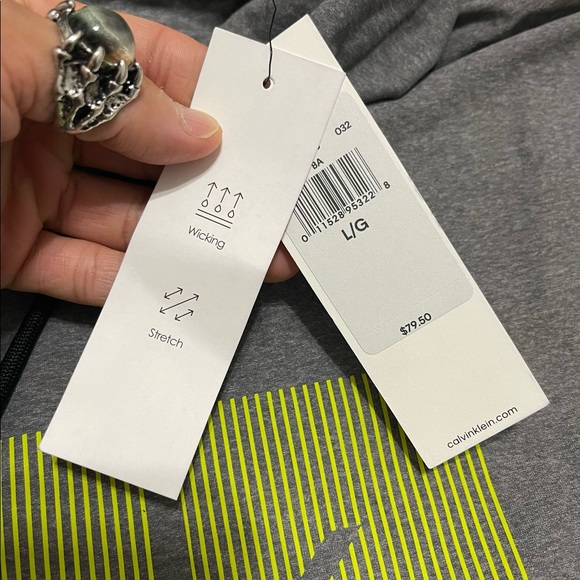 NWT Men’s Size Large Calvin Klein Linear Logo Print Drawstring Hoodie In Gray - Picture 8 of 11